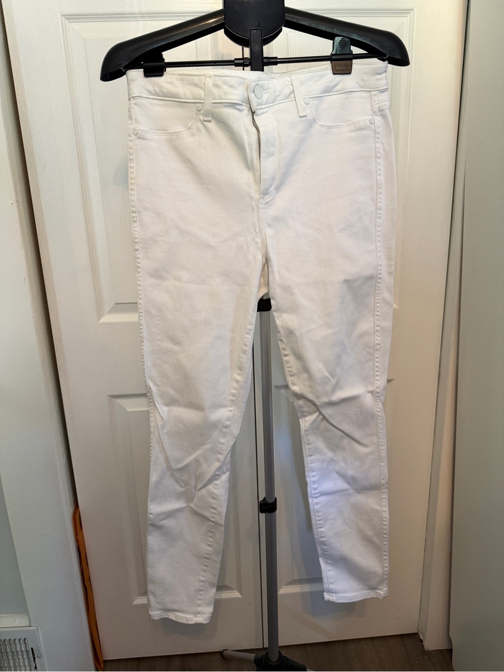 PAIGE White Skinny Stretch Jeans
